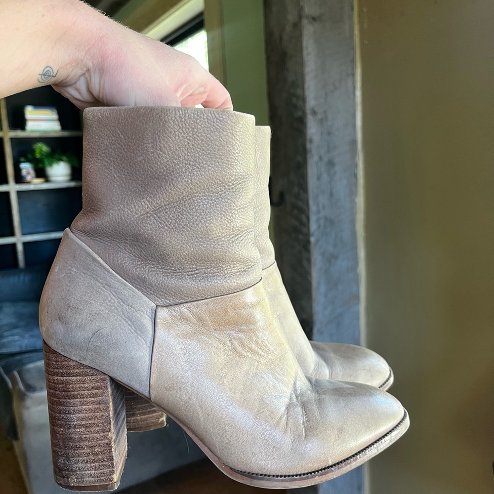 Aldo Beige Leather Ankle Boots